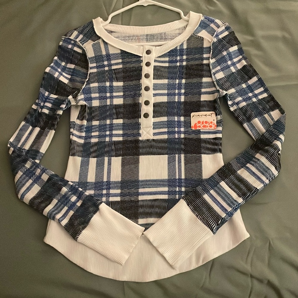 Free People Movement- Plaid Thermal Long Sleeve Shirt (size Medium)